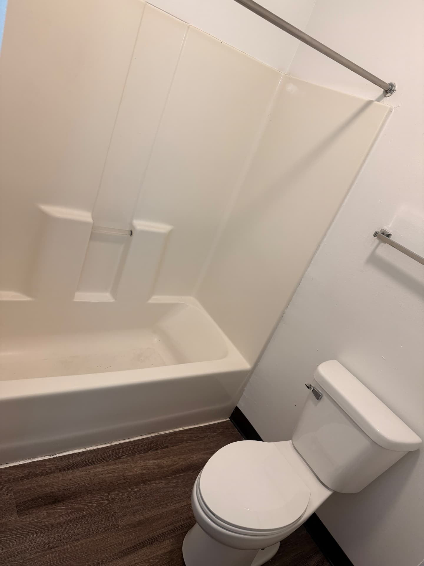Tub & shower after cleaning